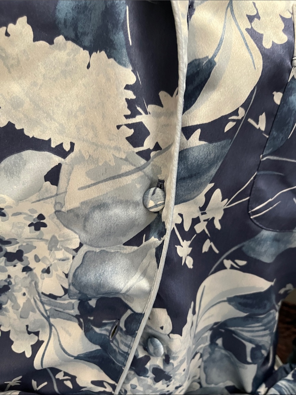 Cabernet Blue & White Floral Satin Pajama Set - Picture 3 of 3